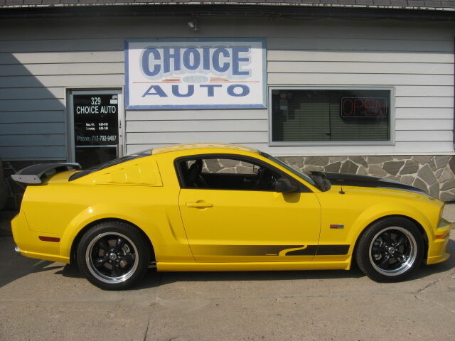 2006 Ford Mustang  - Choice Auto